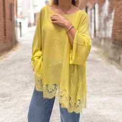 Pull brillant, dentelle