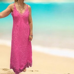 Robe lin, dentelle