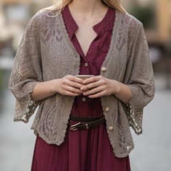 Jaquette courte, broderie...